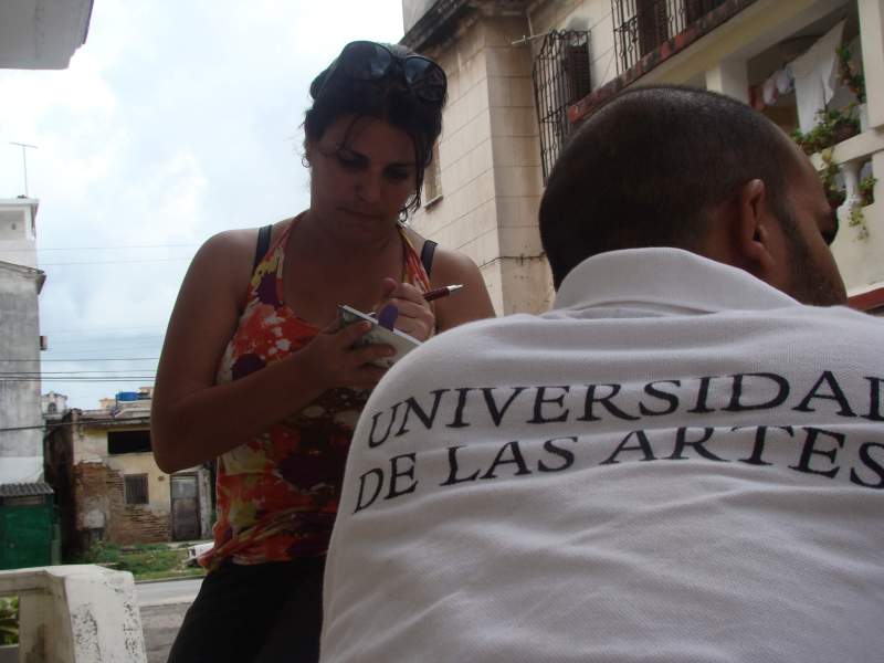 Preparando la revista Blogosfera Cuba. La otra Newsroom